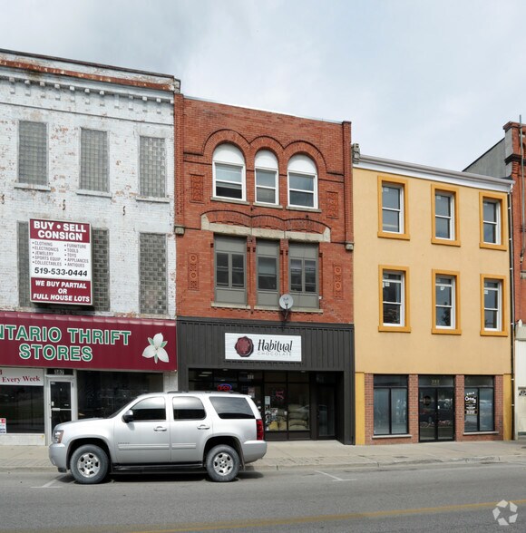 389 Dundas St, Woodstock, ON à vendre - Photo de l’immeuble – Image 2 sur 2