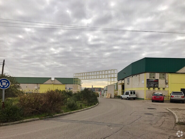 Industriel/Logistique dans Valdemoro, Madrid à vendre - Photo de l’immeuble – Image 2 sur 2