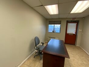 6356 Carter St, Merriam, KS à louer Photo intérieure– Image 2 sur 2