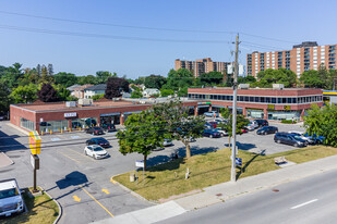 1370 Clyde Ave, Ottawa ON - immobilier d'entreprise