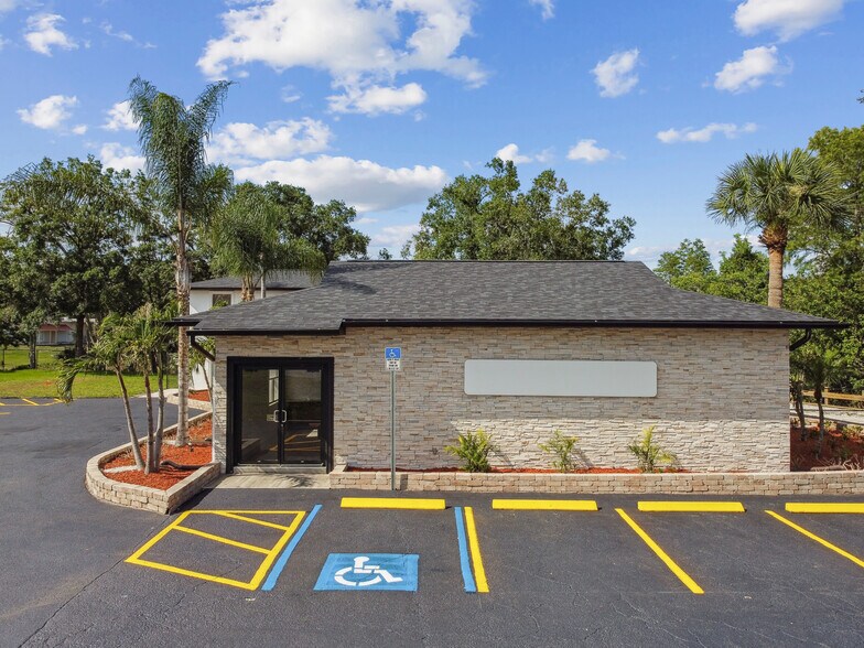 21859 Sr-54, Lutz, FL à louer - Photo de l’immeuble – Image 2 sur 49