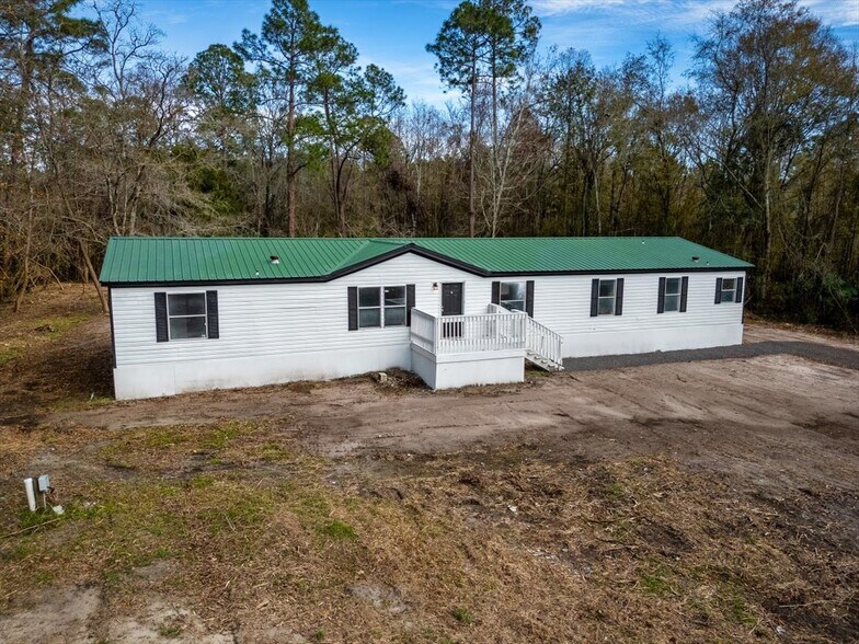 2557 Chaffee Rd S, Jacksonville, FL à vendre - Photo principale – Image 1 sur 22