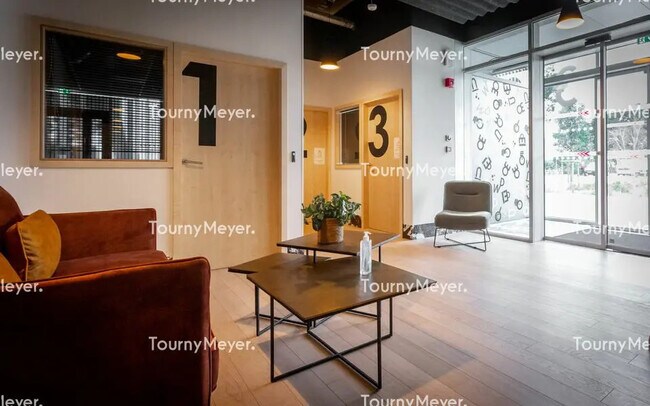 Plus de détails pour Bureau à louer