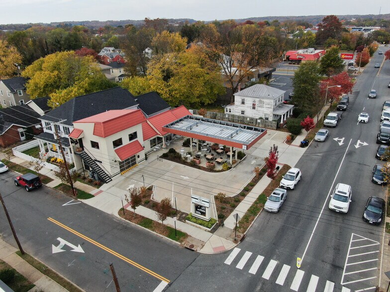 1600 Princess Anne St, Fredericksburg, VA à louer - Photo de l’immeuble – Image 2 sur 6