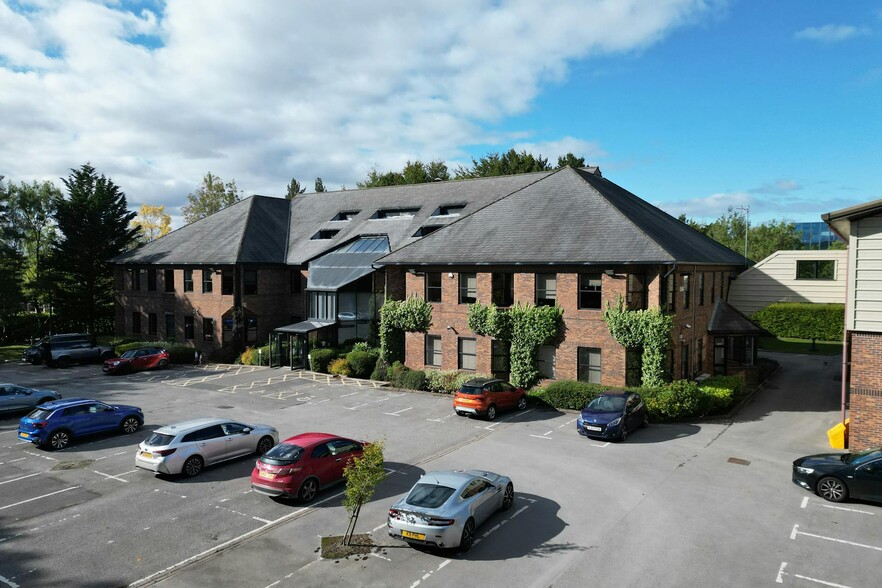 Otley Rd, Harrogate à vendre - Photo de l’immeuble – Image 1 sur 4