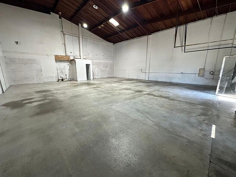 7324 Madison St, Paramount, CA à vendre - Photo de l’immeuble – Image 2 sur 11