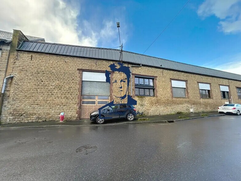 Local d'activités dans Charleville-Mézières à vendre - Photo de l’immeuble – Image 1 sur 16