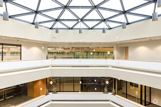 2333 Waukegan Rd, Bannockburn, IL à louer Photo intérieure– Image 2 sur 9