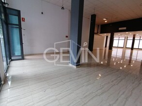 Local commercial dans Santa Perpètua de Mogoda, Barcelona à louer Photo intérieure– Image 1 sur 10