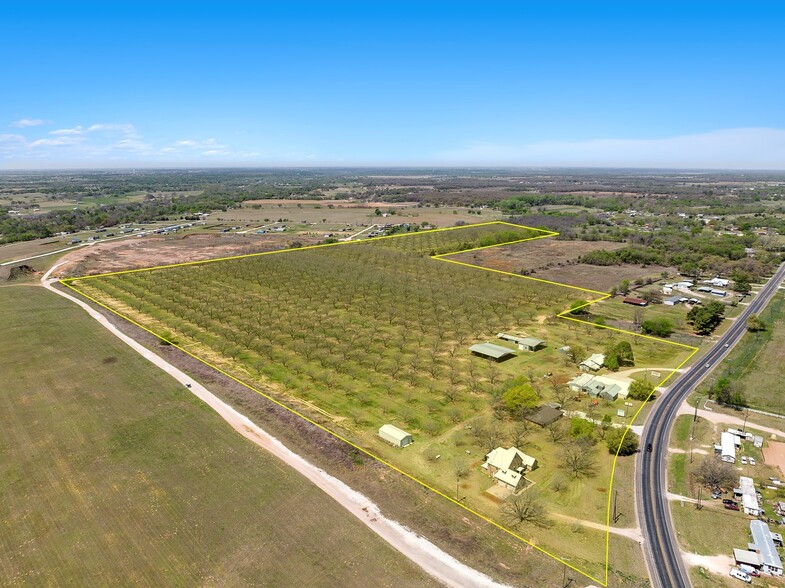 12633 Gholson Rd, Waco, TX à vendre - Photo de l’immeuble – Image 2 sur 7