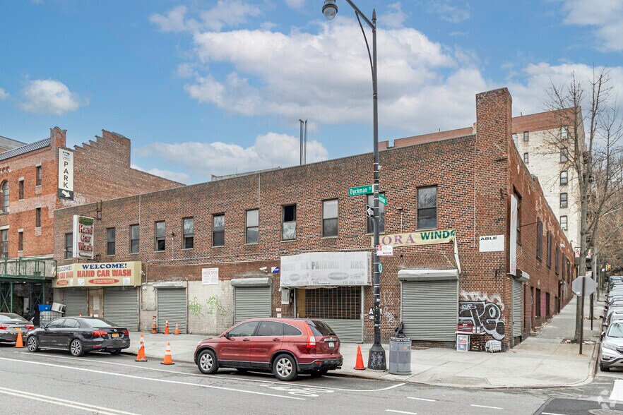 284 Dyckman St, New York, NY à louer - Photo de l’immeuble – Image 3 sur 7