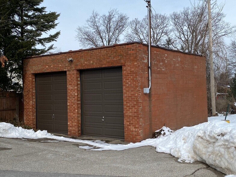 20234 Detroit Rd, Rocky River, OH à louer - Photo de l’immeuble – Image 3 sur 12