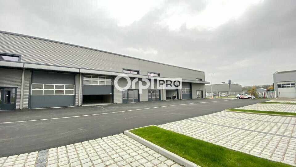Industriel/Logistique dans Mulhouse à louer Photo de l’immeuble– Image 1 sur 7
