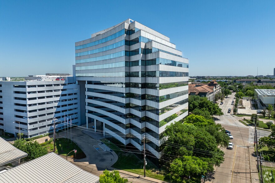 55 Waugh Dr, Houston, TX à louer - Photo de l’immeuble – Image 3 sur 6