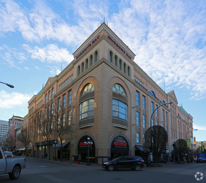 1150 Douglas St, Victoria, BC à louer - Photo de l’immeuble – Image 2 sur 7