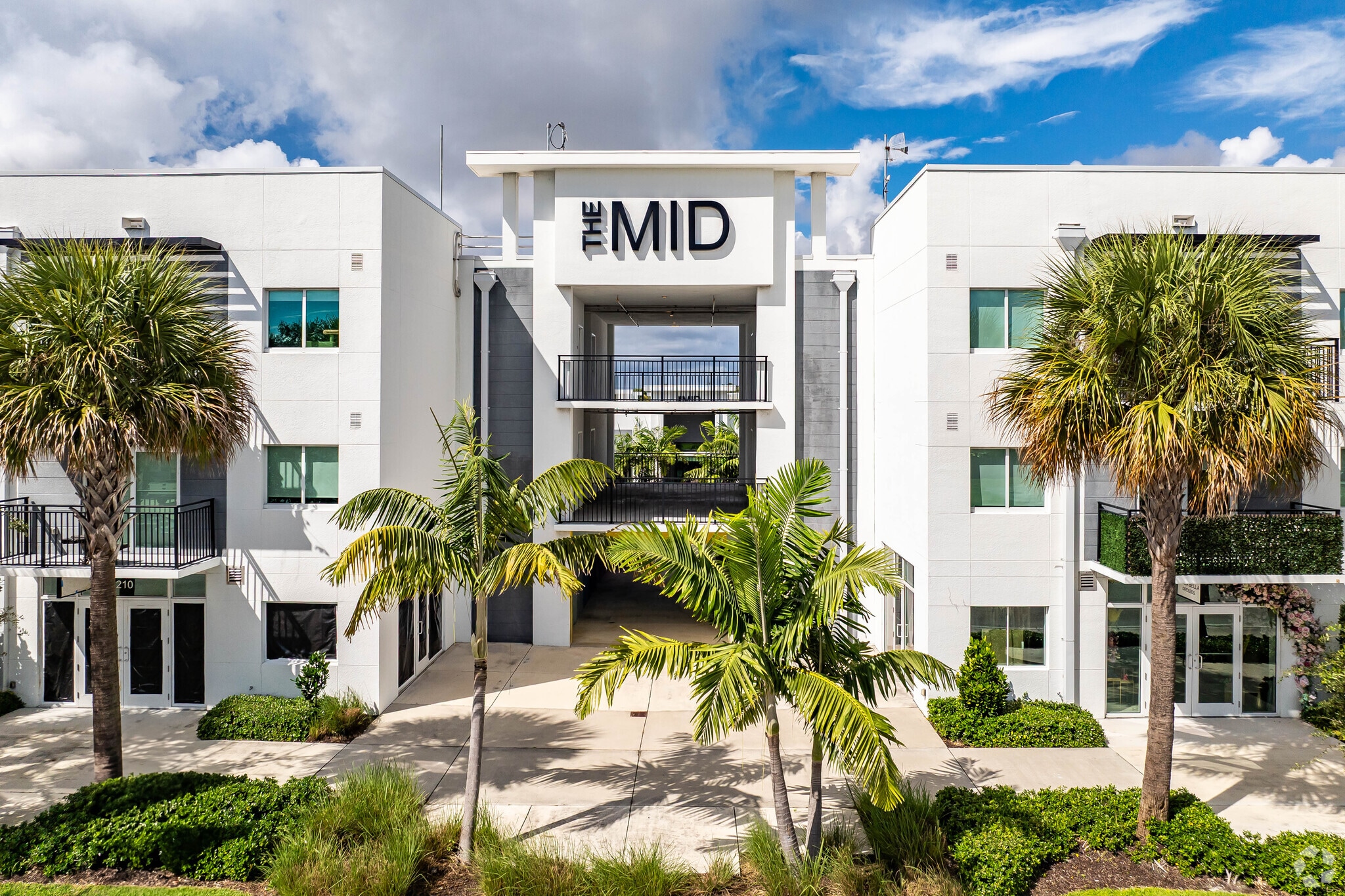 1601 N Dixie Hwy, Lake Worth, FL à louer Photo principale– Image 1 sur 26