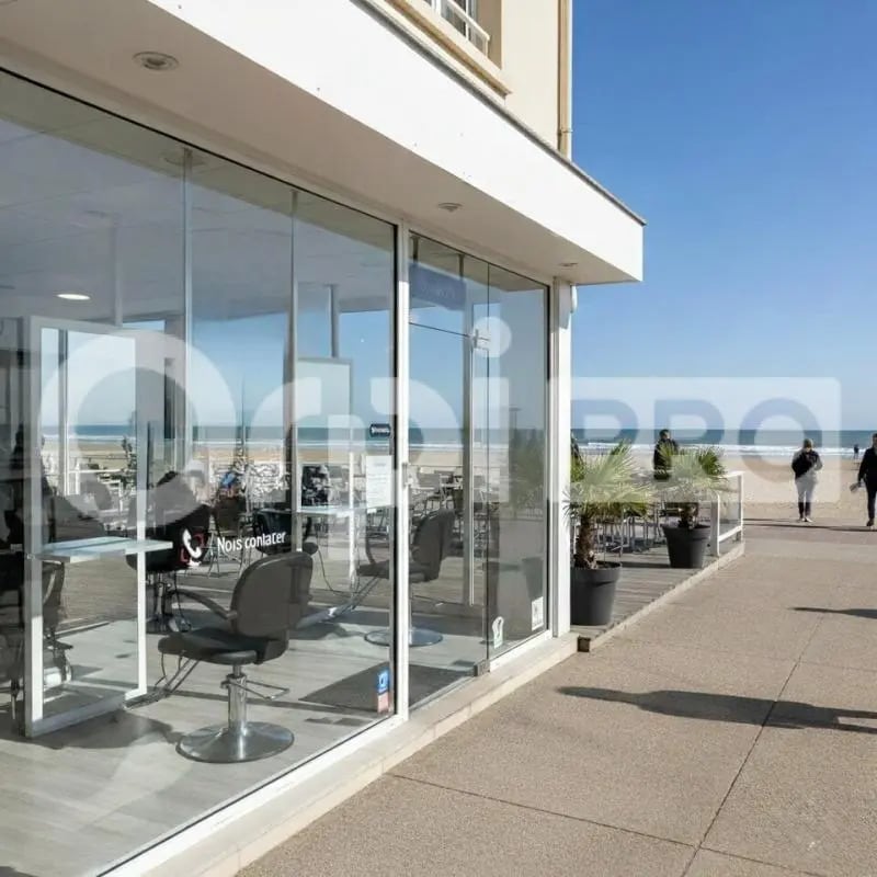 Local commercial dans Capbreton à louer Photo de l’immeuble– Image 1 sur 2