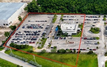 2150 NE 7th Ave, Dania Beach, FL à louer Photo intérieure– Image 1 sur 9