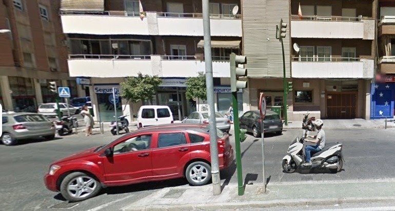 Local commercial dans Córdoba, Córdoba à louer - Photo de l’immeuble – Image 3 sur 3