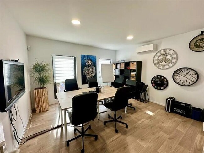 Plus de détails pour 57 Route De Toulouse, Cugnaux - Bureau à louer