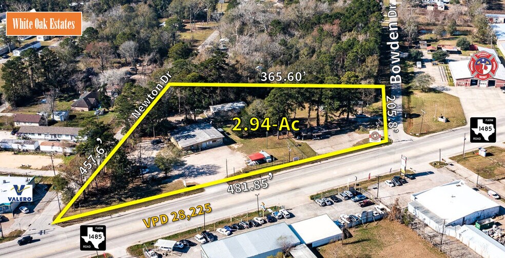 22271 Newton Dr, New Caney, TX à vendre - Photo de l’immeuble – Image 2 sur 25