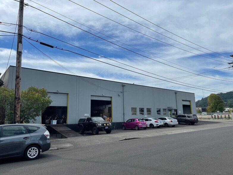 2380 NW Roosevelt St, Portland, OR à vendre - Photo de l’immeuble – Image 3 sur 4