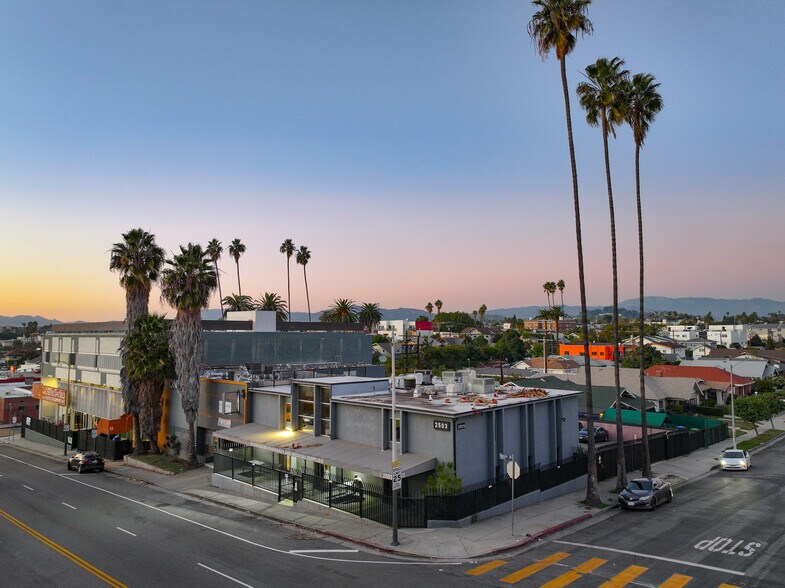 2503 Beverly Blvd, Los Angeles, CA à vendre - Photo de l’immeuble – Image 2 sur 26