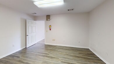 3104 S Railroad St, Phenix City, AL à louer Photo intérieure– Image 2 sur 5