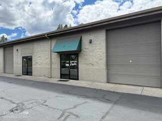 Plus de détails pour 2525 NE Twin Knolls Dr, Bend, OR - Bureau à louer