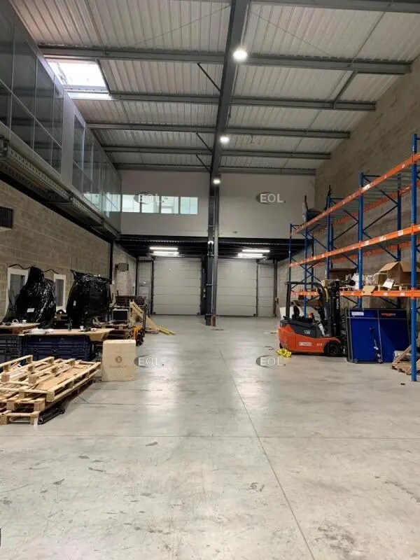 Local d’activités dans Collégien à louer Photo intérieure– Image 1 sur 10