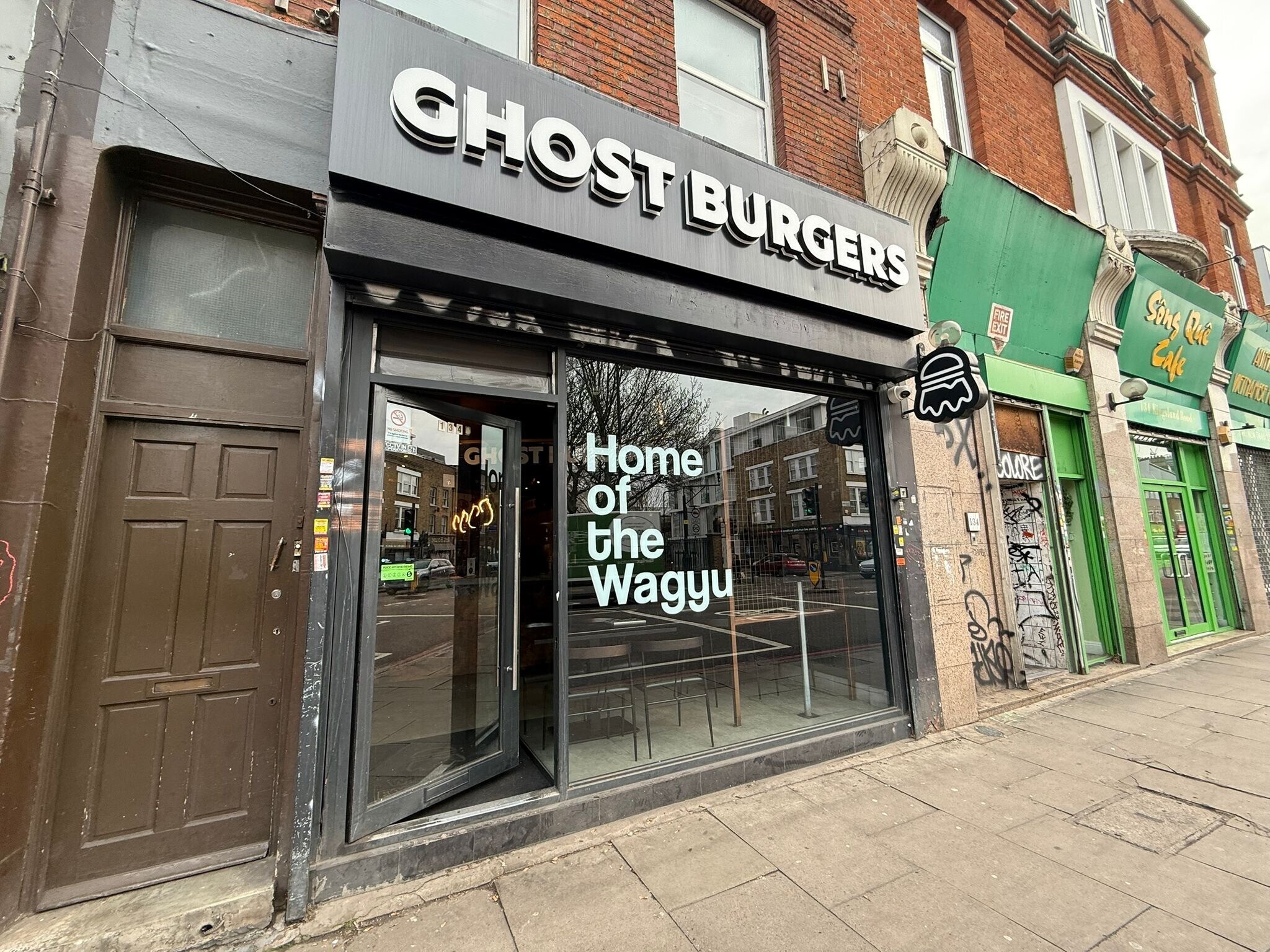 134E Kingsland Rd, Londres à louer Photo principale– Image 1 sur 15