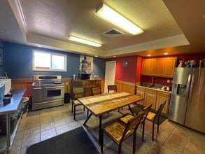 3320 S 1325 W, Ogden, UT à louer Photo intérieure– Image 2 sur 12