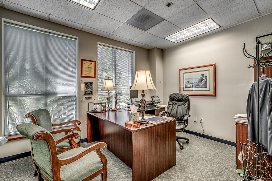 2050 Corporate Centre Dr, Myrtle Beach, SC à louer - Photo intérieure – Image 2 sur 3