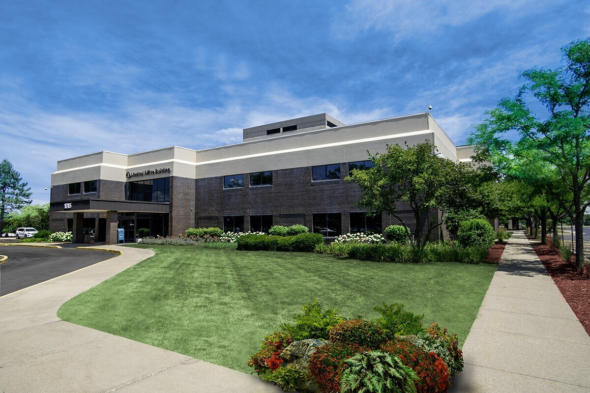 1315 N Highland Ave, Aurora, IL à louer Photo de l’immeuble– Image 1 sur 5