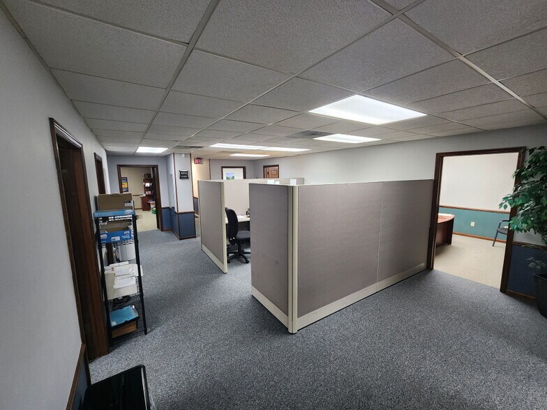 105-107 S Madison St, Green Bay, WI à louer - Photo de l’immeuble – Image 3 sur 6