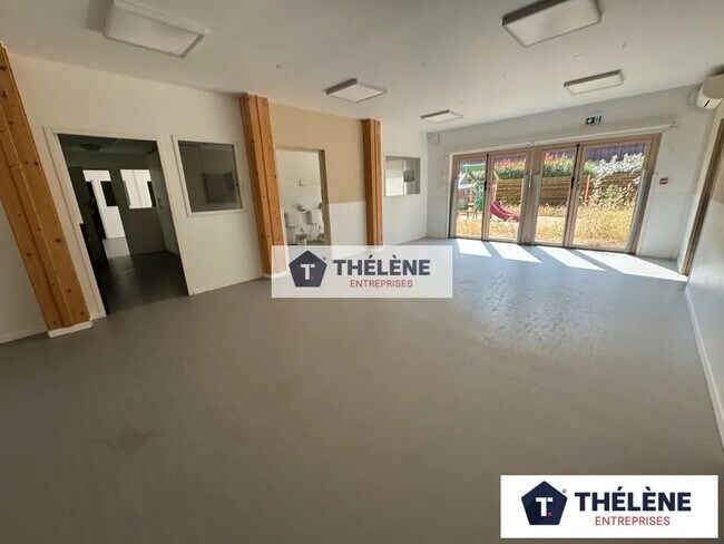 Plus de détails pour Bureau à vendre