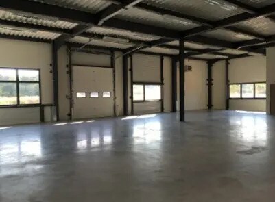 Local d’activités dans Dardilly à louer - Photo intérieure – Image 3 sur 4