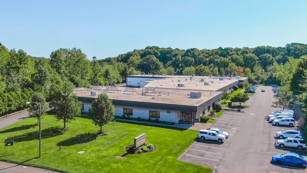 362 Industrial Park Rd, Middletown, CT à louer - Photo de l’immeuble – Image 1 sur 3