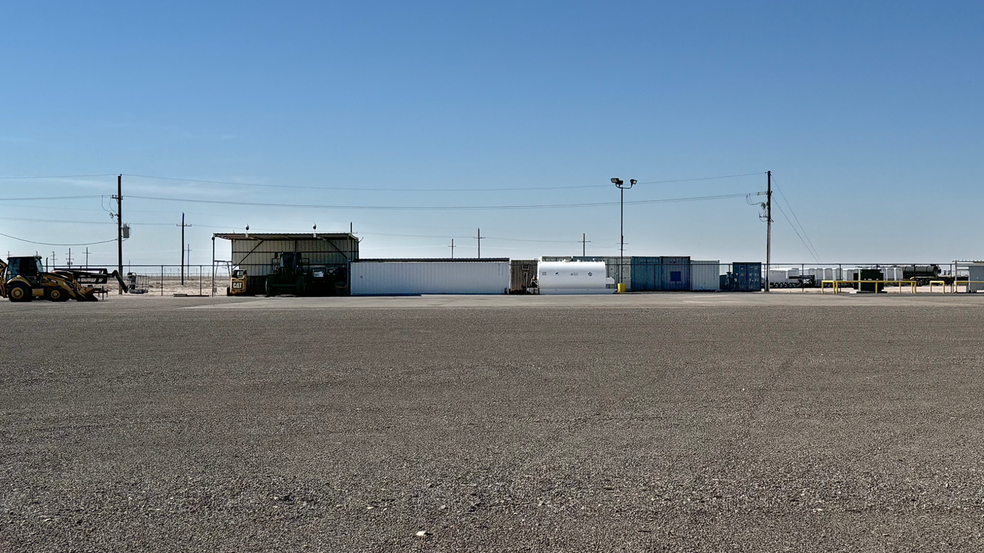 169 FM 869 Rd, Pecos, TX à louer - Photo de l’immeuble – Image 3 sur 11