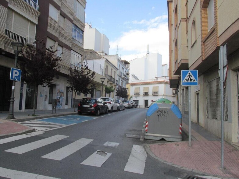 Local commercial dans Motril, Granada à vendre - Photo de l’immeuble – Image 1 sur 7