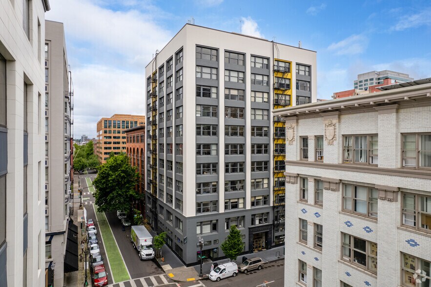 310 SW 4th Ave, Portland, OR à louer - Photo principale – Image 1 sur 17
