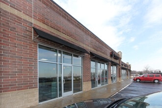 10351 Washington Ave, Sturtevant, WI à louer Photo de l’immeuble– Image 2 sur 3