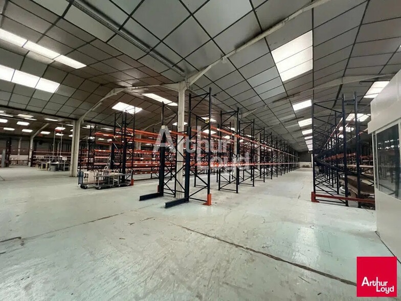 Local d’activités dans Châteaubourg à louer - Photo intérieure – Image 3 sur 5