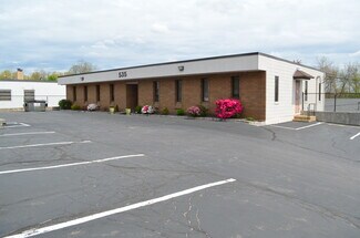 Plus de détails pour 535 Atwood Ave, Cranston, RI - Bureau à louer