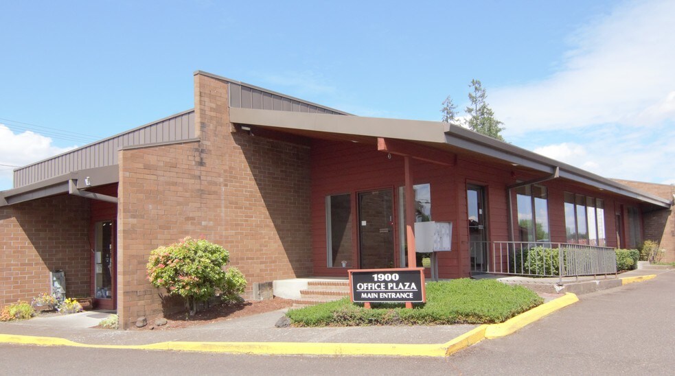 1900 N 99 Hwy, McMinnville, OR à louer - Photo principale – Image 1 sur 30
