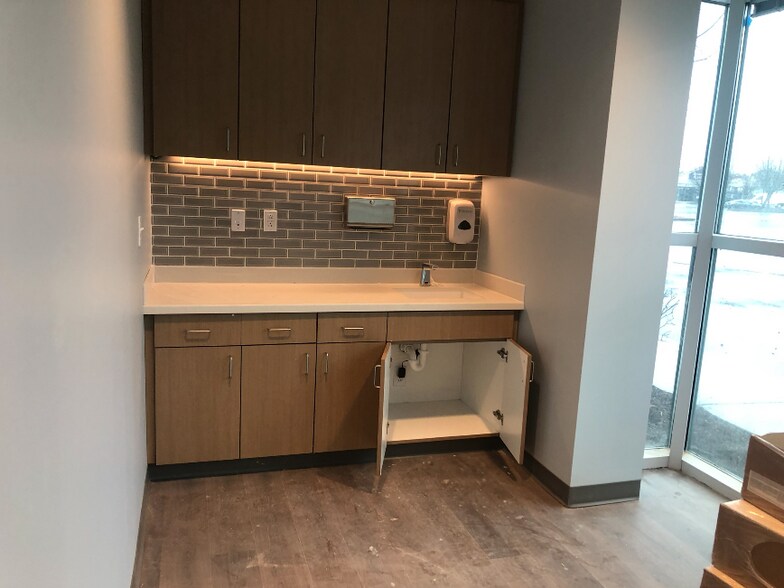 370 E Main St, Hendersonville, TN à vendre - Photo intérieure – Image 3 sur 13
