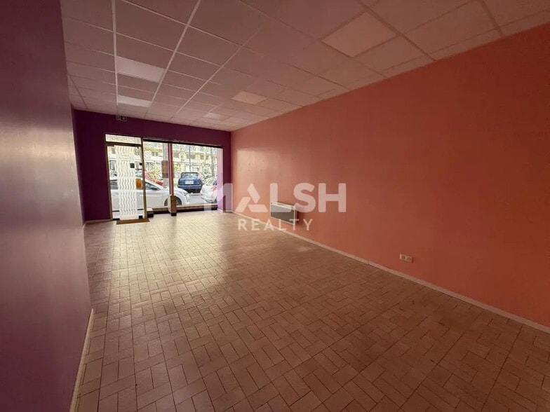 Local commercial dans Saint-Étienne à louer - Photo intérieure – Image 3 sur 3