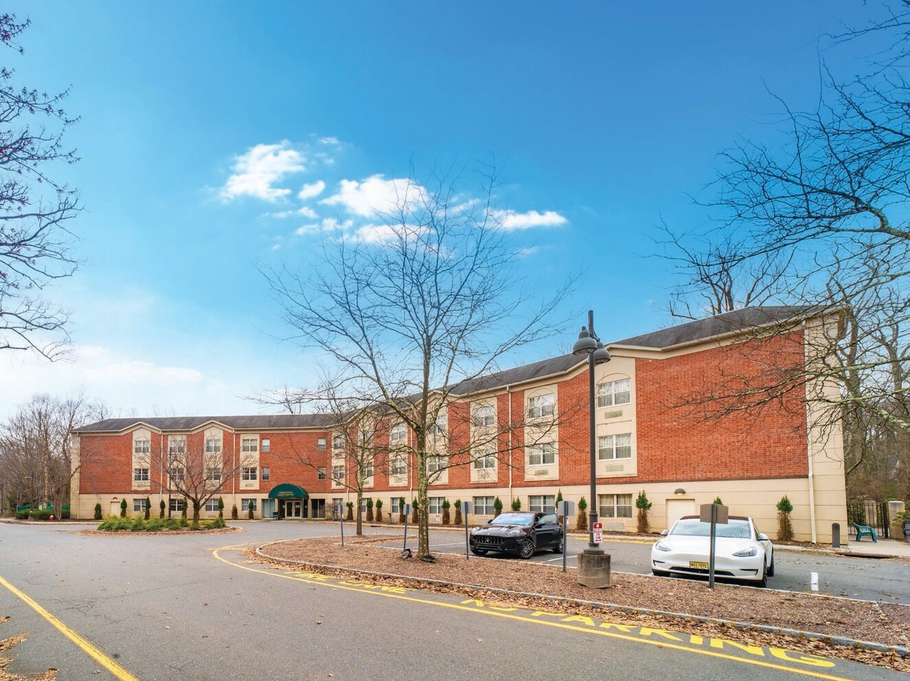 728 Bunn Dr, Princeton, NJ à louer Photo principale– Image 1 sur 10