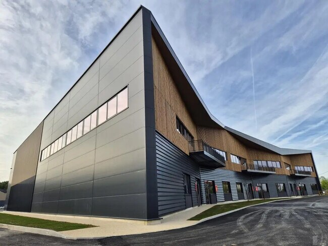 Plus de détails pour Rue De L'Innovation, Moissy-Cramayel - Industriel/Logistique à vendre
