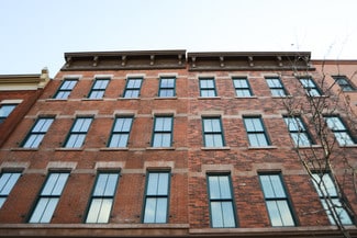 Plus de détails pour 114-116 Greenpoint Ave, Brooklyn, NY - Logement à vendre